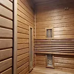 Pod Lesom Апартаменты